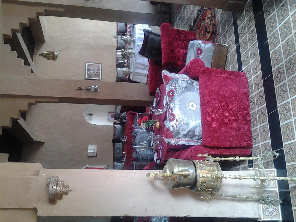 Kasbah Itrane Bed & Breakfast Tamnougalt ภายนอก รูปภาพ