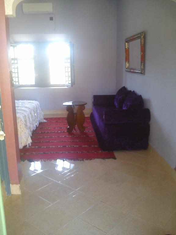 Kasbah Itrane Bed & Breakfast Tamnougalt ภายนอก รูปภาพ