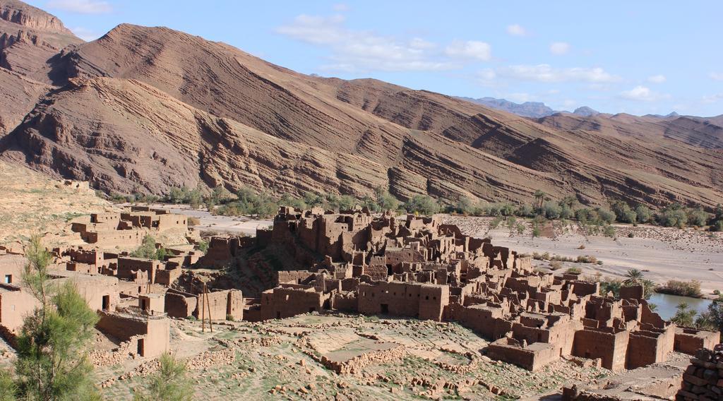Kasbah Itrane Bed & Breakfast Tamnougalt ภายนอก รูปภาพ